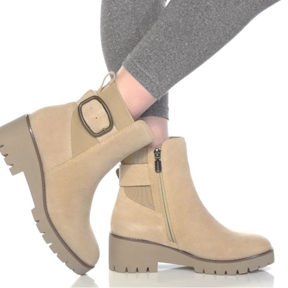 Blondo Dahlia Waterproof Ankle Boot Chunky Heel Buckle Side Sand Suede Sz 6